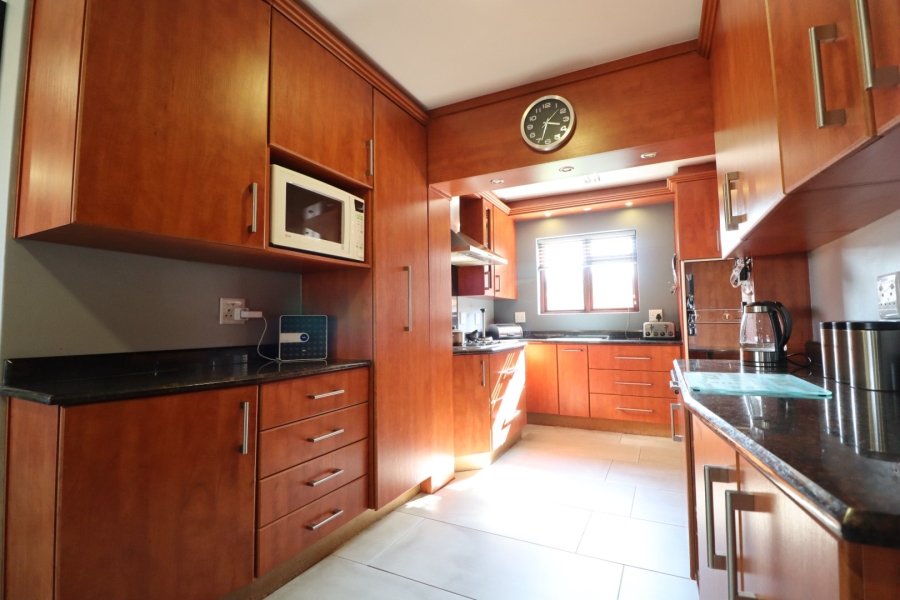 3 Bedroom Property for Sale in Sherwood Eastern Cape